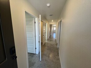 913 Switchgrass Dr in Killeen, TX - Building Photo - Building Photo