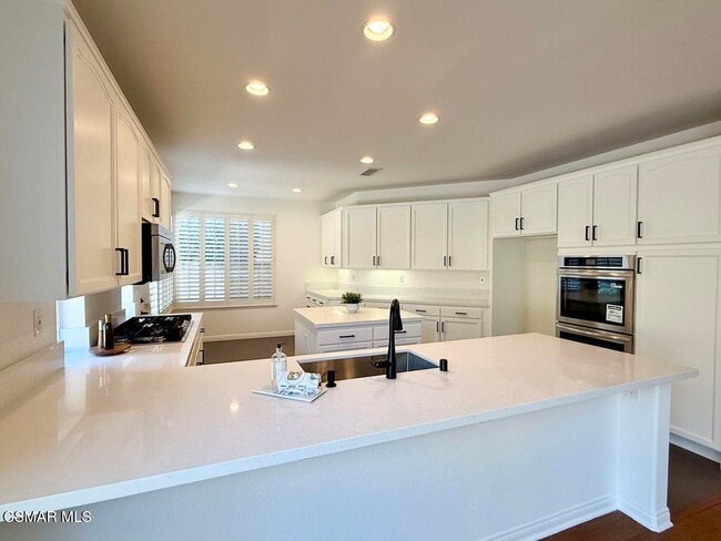 2659 Capella Way in Thousand Oaks, CA - Building Photo - Building Photo