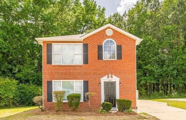 property at 5545 Northcut Dr