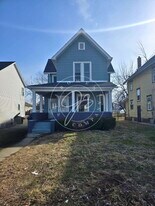 1465 Milburn Ave in Toledo, OH - Building Photo