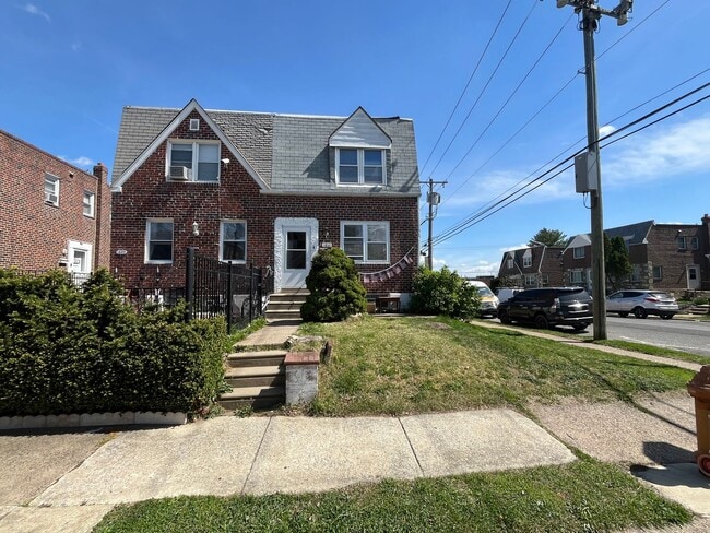 property at 1851 Strahle St