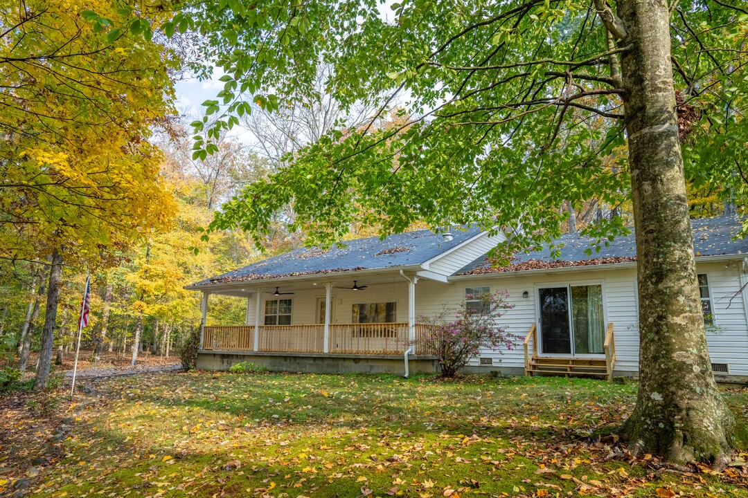 1077 Keener Rd in Seymour, TN - Building Photo