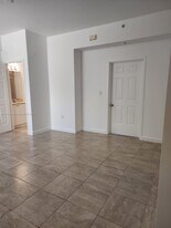 2138 Van Buren St in Hollywood, FL - Building Photo