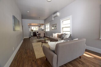 3617 SE Morrison St in Portland, OR - Building Photo - Building Photo