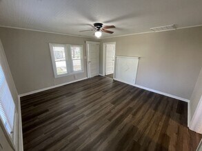 322 E Perry Ave in Wake Forest, NC - Building Photo - Building Photo