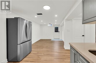 3608 Cherrington Crescent in Mississauga, ON - Building Photo - Building Photo