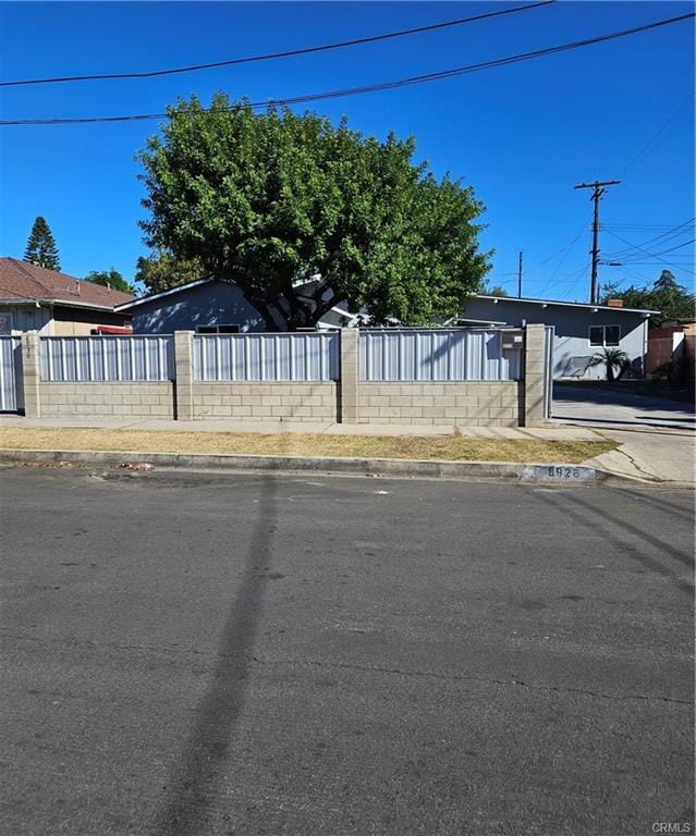 property at 8928 Cayuga Ave