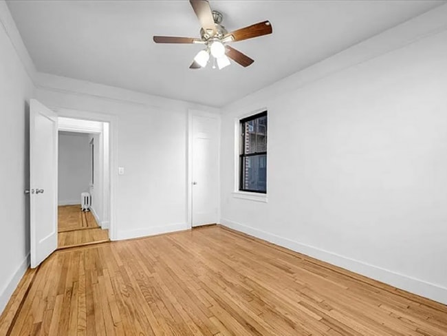 property at 402 Bay Ridge Pkwy