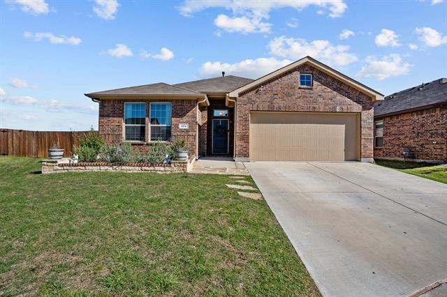 424 Grassland Dr in Denton, TX - Building Photo