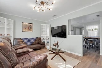 227 Valle Vista Ave in Monrovia, CA - Foto de edificio - Building Photo