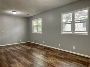 3211 N 6th St in Minneapolis, MN - Building Photo - Building Photo