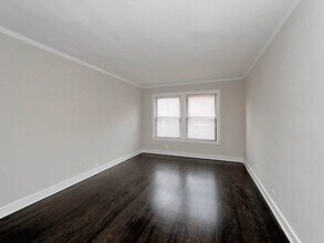 3251 N Damen Ave in Chicago, IL - Building Photo - Building Photo