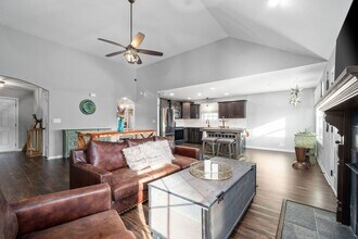 1486 Trainer Rd in Clarksville, TN - Building Photo - Building Photo