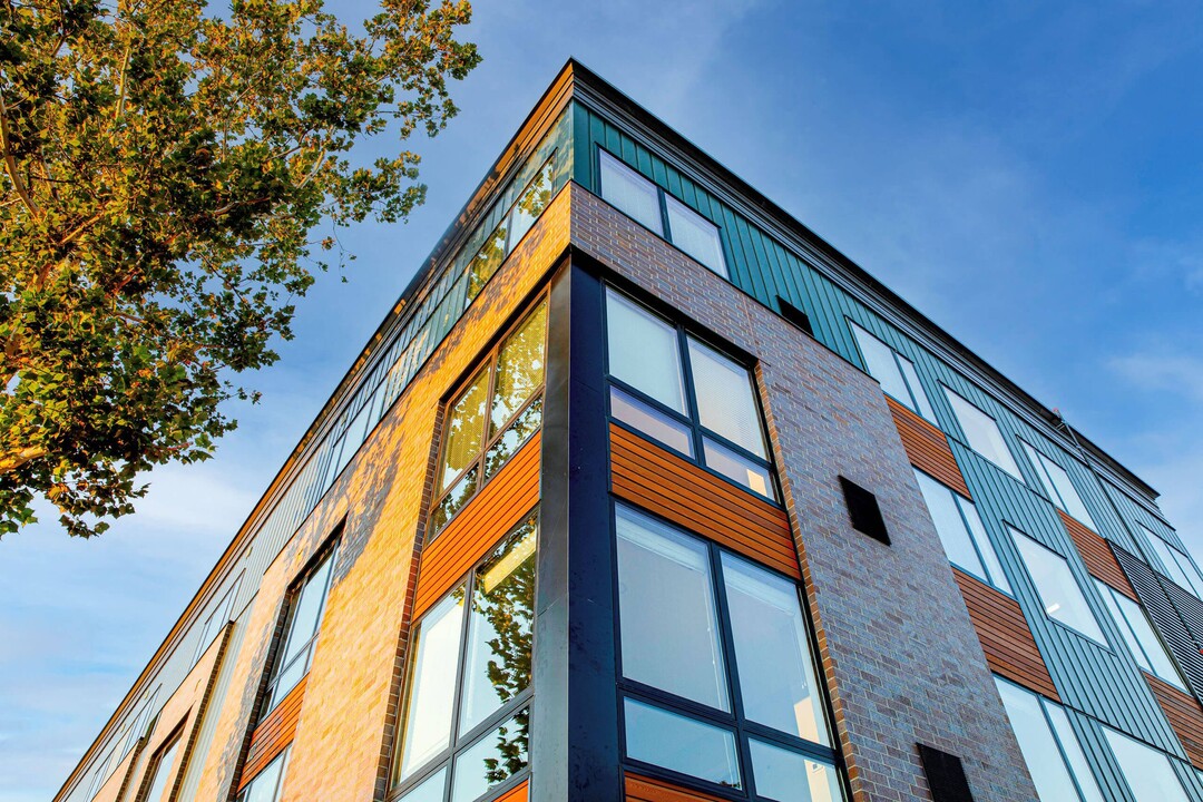 Canary Lofts in Des Moines, IA - Building Photo