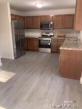 64 Boardman Rd in New Milford, CT - Building Photo - Building Photo