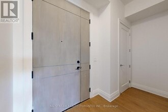 2 Forest Hill Rd in Toronto, ON - Building Photo - Building Photo