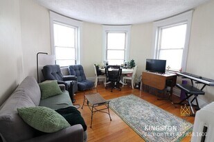 1961 Commonwealth Ave in Boston, MA - Building Photo