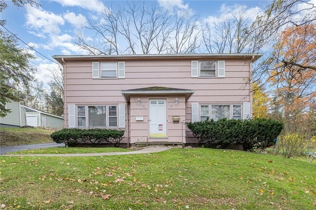 16 Summit St in Fairport, NY - Building Photo - Building Photo