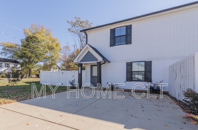 property at 404 Kirby Dr