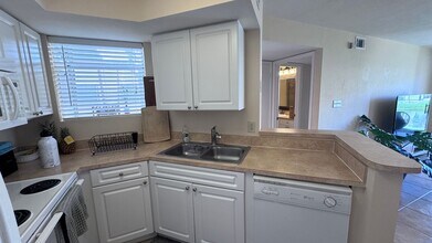 1841 Island Club Dr in Indialantic, FL - Building Photo - Building Photo