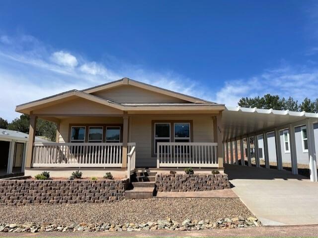 6770 W State Rte 89A in Sedona, AZ - Foto de edificio