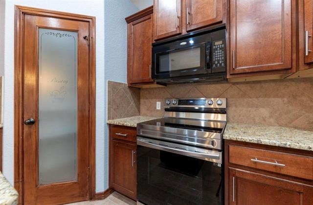 1321 Ocotillo Ln in Fort Worth, TX - Building Photo - Building Photo