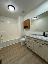 701 McLean Ct in Nixa, MO - Building Photo - Building Photo