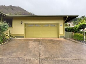 541 Kulaiwi Dr in Wailuku, HI - Building Photo - Building Photo