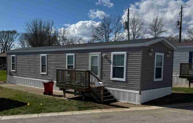 property at 103 S Scioto St