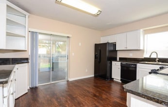 3509 Accomac Ave in San Diego, CA - Building Photo - Building Photo