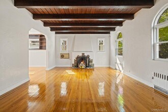 9 Fairway St in Mount Vernon, NY - Building Photo - Building Photo