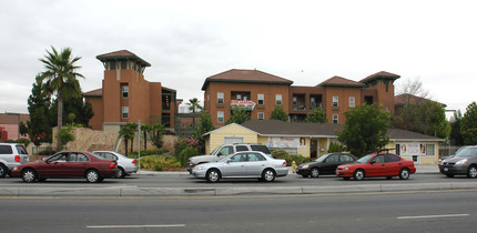 Pollard Plaza Apartment in San Jose, CA - Building Photo - Building Photo