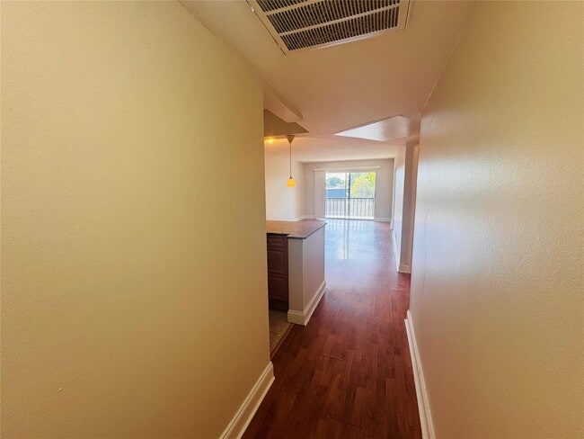 8020 Colony Cir N in Tamarac, FL - Building Photo - Building Photo