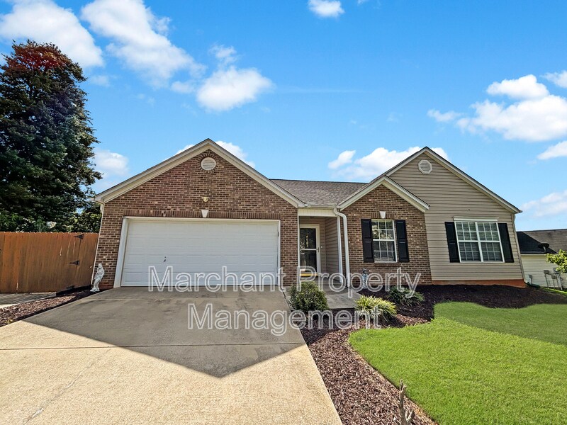 503 Peach Grove Pl in Mauldin, SC - Foto de edificio