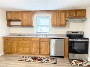 13 Clinton St in Concord, NH - Building Photo - Building Photo