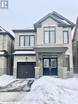 3167 Blazing Star Ave in Pickering, ON - Building Photo