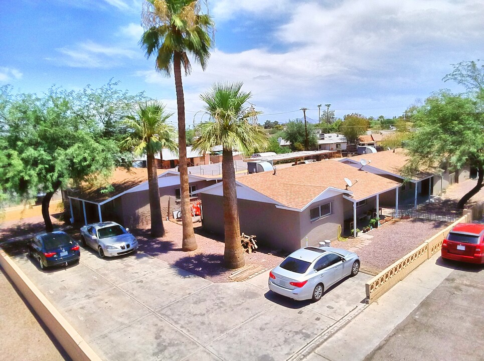 2319 N 39th Ave in Phoenix, AZ - Building Photo