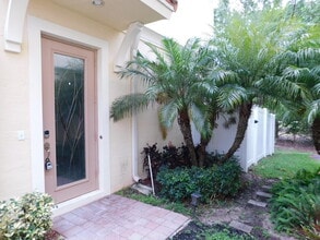 9626 SW Purple Martin Way in Stuart, FL - Building Photo - Building Photo