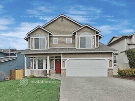 1617 200th St Ct E in Spanaway, WA - Building Photo