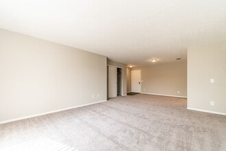 Park Place in Columbus, OH - Foto de edificio - Building Photo