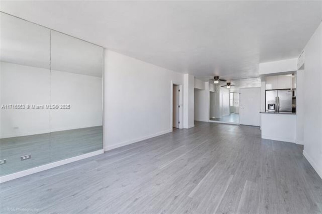 7441 Wayne Ave, Unit 14G in Miami, FL - Building Photo