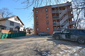 196-198 Bowdoin St in Springfield, MA - Building Photo - Building Photo