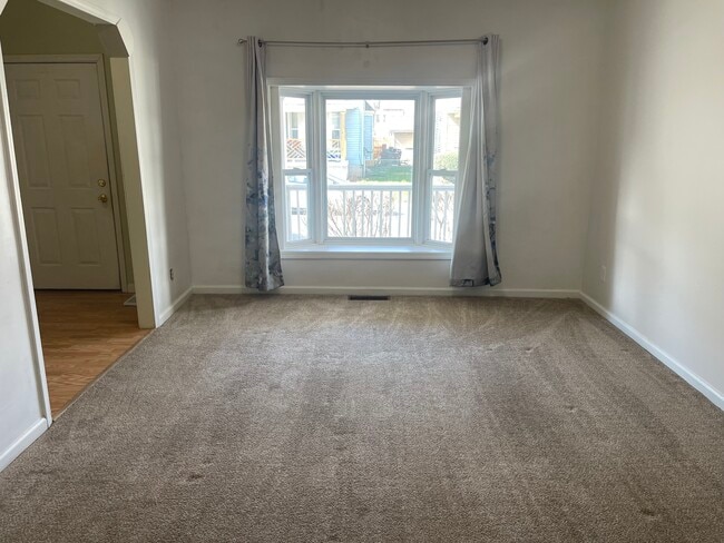 2330 Parkland Ave in Dayton, OH - Foto de edificio - Building Photo