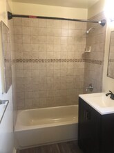 504 W Hillsdale St in Inglewood, CA - Building Photo - Building Photo