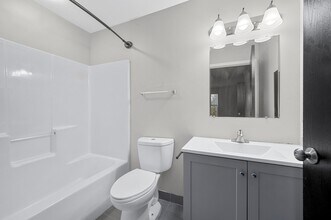 9036 Charlotte Ct in Ypsilanti, MI - Building Photo - Building Photo