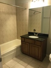 17 S Leavitt St, Unit 1 in Chicago, IL - Building Photo - Building Photo