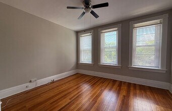 3210 Bishop St in Cincinnati, OH - Building Photo - Building Photo