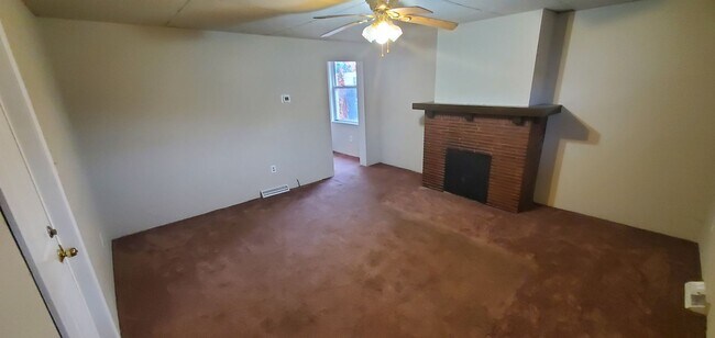 841 Brackenridge Ave in Brackenridge, PA - Building Photo - Building Photo