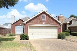 3120 Silver Springs Ln in Richardson, TX - Building Photo