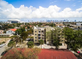 Flagler Apartments in Miami, FL - Foto de edificio - Building Photo